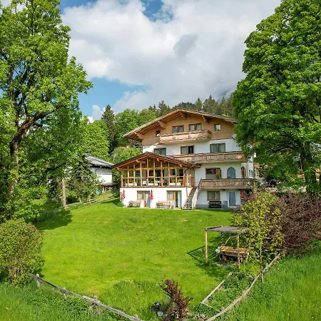 Hofweyer Guest house 3*
