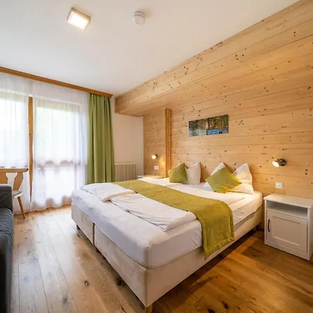 Hofweyer Guest house 3*