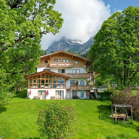 Hofweyer Guest house Ramsau am Dachstein
