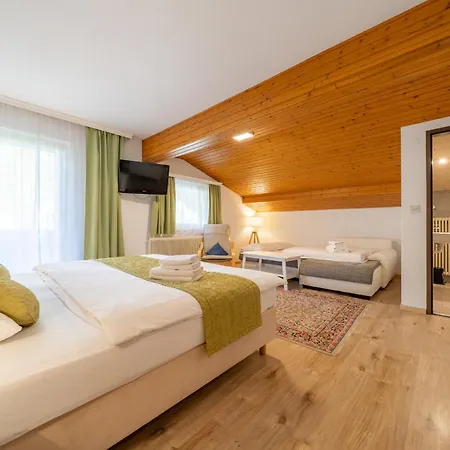 Hofweyer Guest house