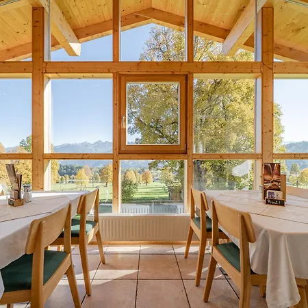 Hofweyer Guest house 3*
