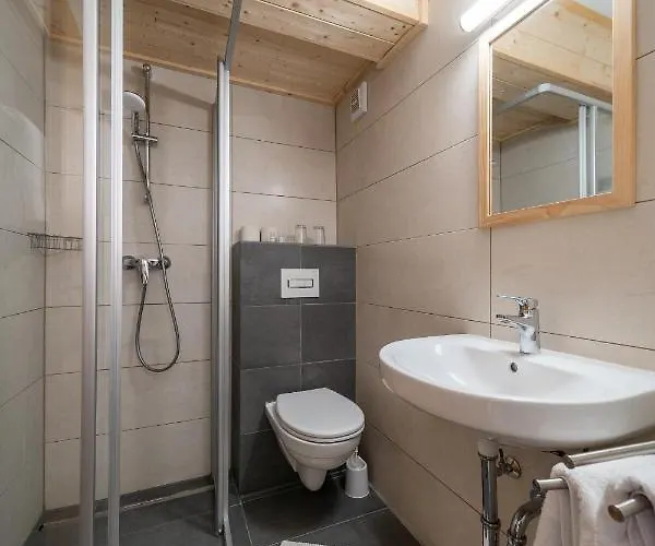 Hofweyer Guest house 3*