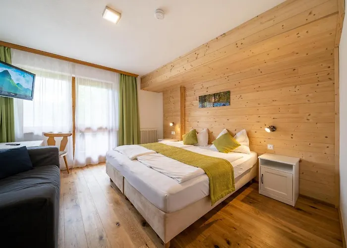 Hofweyer Guest house 3*