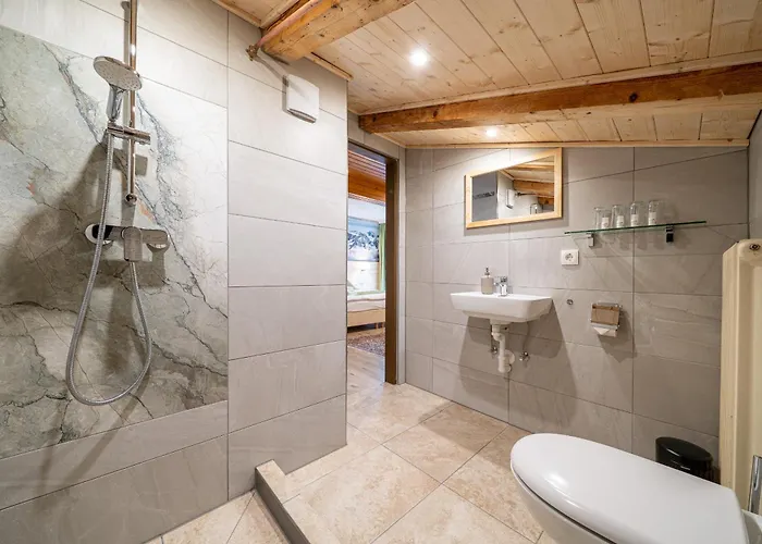 Hofweyer Guest house 3*